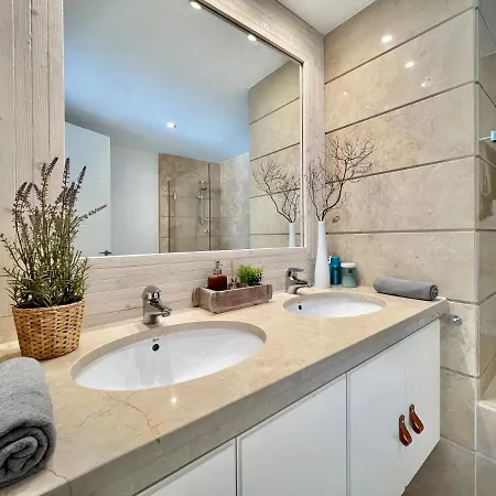 Chic Town House With Mountain Views - La Cala Golf Lägenhet *