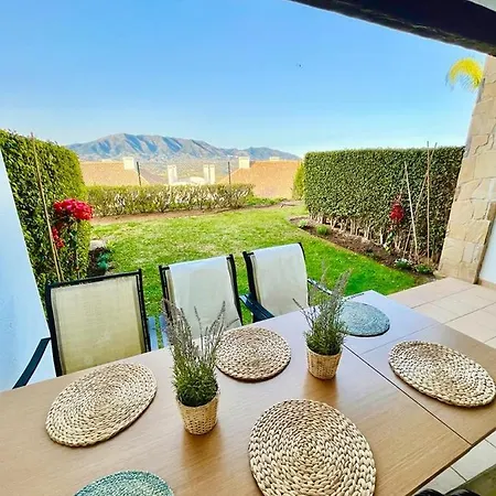 Chic Town House With Mountain Views - La Cala Golf Lägenhet